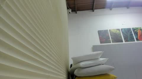 Snapshot of _molly_rosse_ chatting on May 2026 11:59:02 AM _molly_rosse_ online show from May 2026 11:59:02 AM