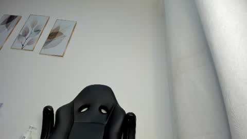 _molly_rosse_ online show from July 2026 11:57:02 AM