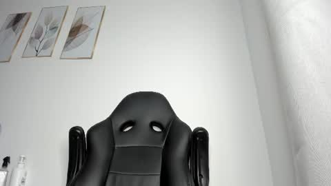 _molly_rosse_ online show from July 2026 12:07:02 PM