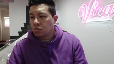 Panda  online show from September 2025 12:39:01 PM