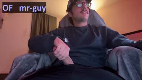 _mrguy_ online show from July 2026 08:19:02 AM
