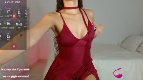 _nayade_ online show from February 2026 12:39:02 AM