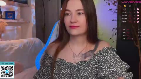 Snapshot of _nemalkovamia chatting on October 2025 11:11:02 AM Mia with a big heart online show from October 2025 11:11:02 AM