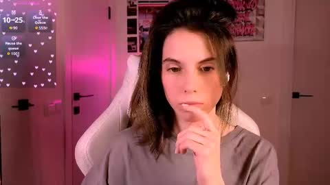 Nika online show from March 2026 05:29:01 PM