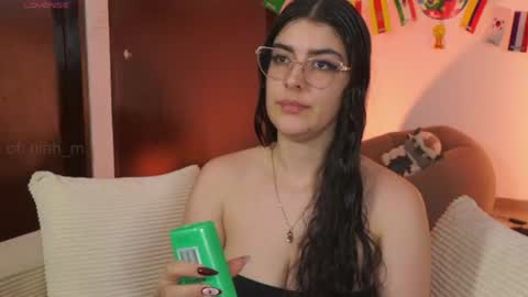 Snapshot of _niah chatting on June 2026 02:23:02 AM NiniHelp me by giving my show a thumbs up online show from June 2026 02:23:02 AM