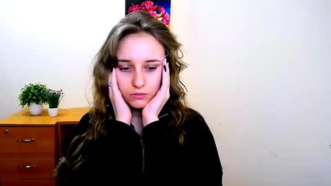 Nica online show from February 2025 12:26:02 PM