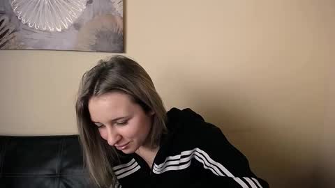 Nica online show from January 2026 03:58:01 PM