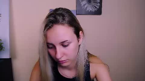 Snapshot of _nicole_new chatting on July 2026 09:49:01 AM Nica online show from July 2026 09:49:01 AM