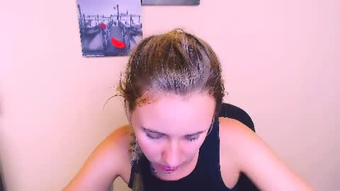 Snapshot of _nicole_new chatting on July 2026 02:13:01 PM Nica online show from July 2026 02:13:01 PM