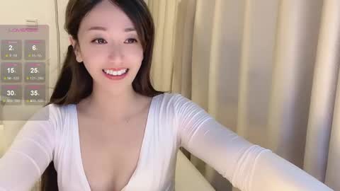 Snapshot of _nina_77 chatting on February 2025 01:54:01 PM _nina_77 online show from February 2025 01:54:01 PM