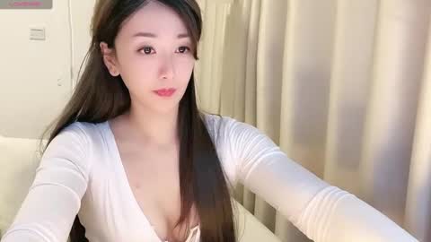 Snapshot of _nina_77 chatting on February 2025 05:58:01 AM _nina_77 online show from February 2025 05:58:01 AM