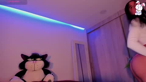 _noahjones online show from November 2025 03:56:02 PM