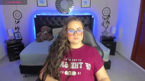 Snapshot of _oliviajoness chatting on September 2025 12:16:01 PM Olivia jones online show from September 2025 12:16:01 PM