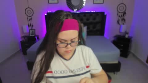 Snapshot of _oliviajoness chatting on September 2025 11:36:02 AM Olivia jones online show from September 2025 11:36:02 AM