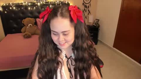 Snapshot of _oliviajoness chatting on December 2025 02:26:01 PM Olivia jones online show from December 2025 02:26:01 PM