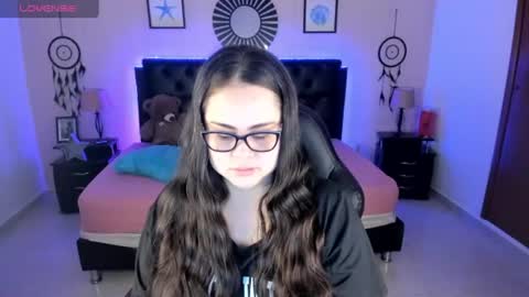 Snapshot of _oliviajoness chatting on June 2026 12:06:01 PM Olivia jones online show from June 2026 12:06:01 PM