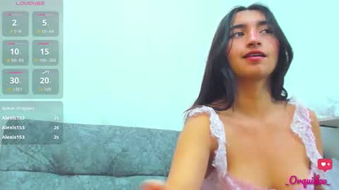 Orquidea  online show from October 2025 01:51:01 PM