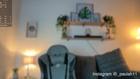 _paulah2 online show from November 2025 08:40:02 PM