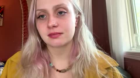 Snapshot of _peaceoutgirlscout_ chatting on October 2025 05:30:02 PM _peaceoutgirlscout_ online show from October 2025 05:30:02 PM