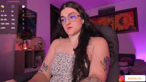 Snapshot of _peach__ chatting on January 2025 04:44:01 AM violeta ig online show from January 2025 04:44:01 AM