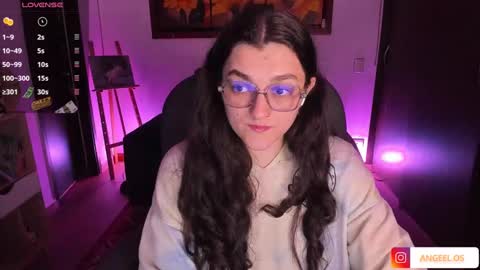 Snapshot of _peach__ chatting on January 2025 04:10:02 AM violeta ig online show from January 2025 04:10:02 AM