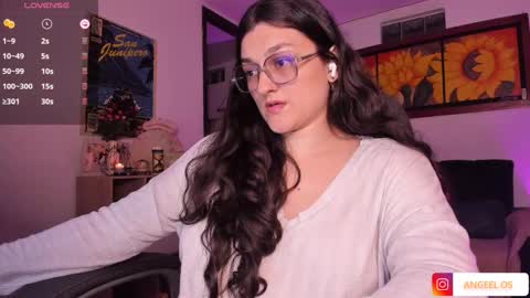 Snapshot of _peach__ chatting on January 2025 05:11:02 AM violeta ig online show from January 2025 05:11:02 AM