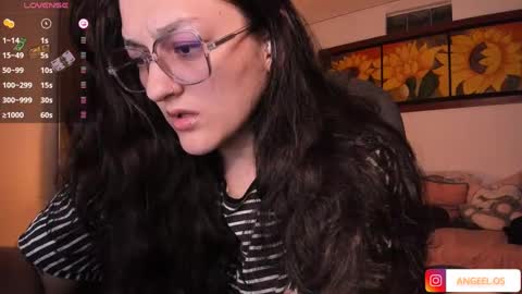 Snapshot of _peach__ chatting on March 2025 02:48:01 AM violeta ig online show from March 2025 02:48:01 AM