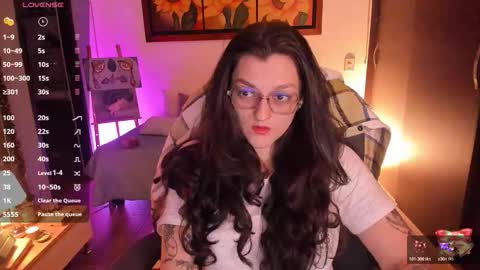 Snapshot of _peach__ chatting on December 2025 03:33:01 AM violeta ig online show from December 2025 03:33:01 AM