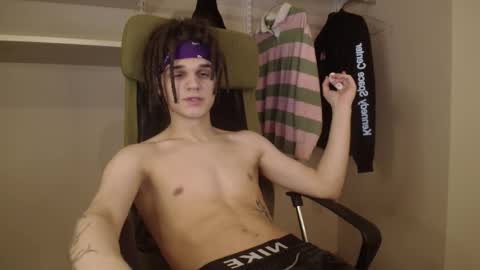 Willie online show from April 2026 12:19:01 AM