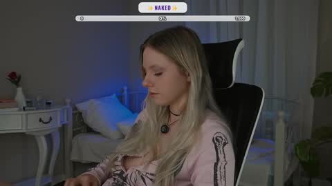 Viktoria online show from October 2025 05:02:02 AM