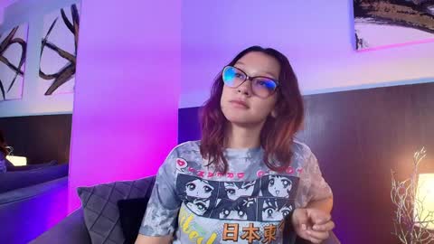 _persephone___ online show from April 2026 03:15:01 AM