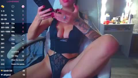 Snapshot of _pink__rabbit_ chatting on November 2025 06:19:02 PM Ilona online show from November 2025 06:19:02 PM