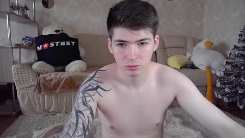 _pretty_fox_ online show from December 2024 07:47:01 AM