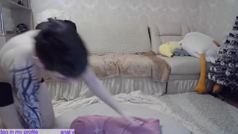 _pretty_fox_ online show from December 2024 03:45:02 AM