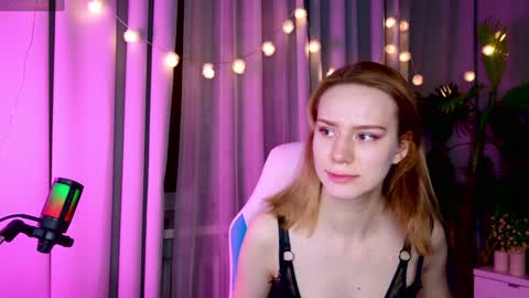 Snapshot of _ramona__ chatting on December 2024 05:22:02 AM im Amy online show from December 2024 05:22:02 AM