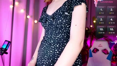 Snapshot of _ramona__ chatting on January 2025 05:28:02 AM im Amy online show from January 2025 05:28:02 AM