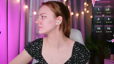 Snapshot of _ramona__ chatting on January 2025 08:43:02 AM im Amy online show from January 2025 08:43:02 AM