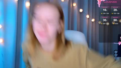 Snapshot of _ramona__ chatting on February 2025 06:02:02 AM im Amy online show from February 2025 06:02:02 AM