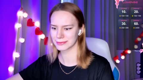 Snapshot of _ramona__ chatting on February 2025 06:09:02 AM im Amy online show from February 2025 06:09:02 AM