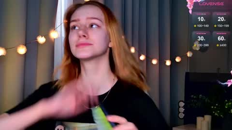 Snapshot of _ramona__ chatting on March 2025 09:34:02 AM im Amy online show from March 2025 09:34:02 AM