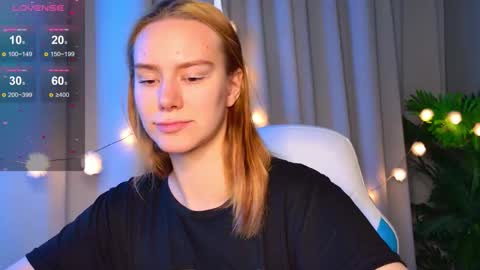 Snapshot of _ramona__ chatting on October 2025 06:03:01 AM im Amy online show from October 2025 06:03:01 AM