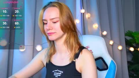 Snapshot of _ramona__ chatting on October 2025 05:54:02 AM im Amy online show from October 2025 05:54:02 AM