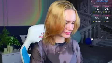 Snapshot of _ramona__ chatting on December 2025 06:23:01 AM im Amy online show from December 2025 06:23:01 AM