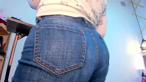 Snapshot of _rebecca1 chatting on November 2025 01:55:01 PM rebecca online show from November 2025 01:55:01 PM