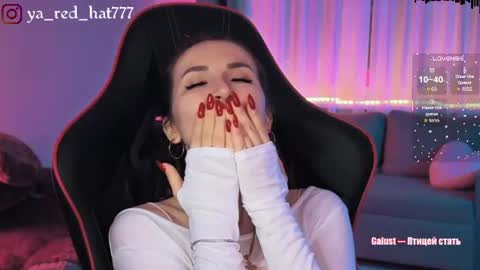 -RED HAT- online show from July 2026 05:37:02 PM