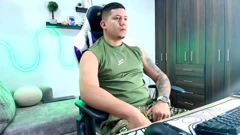 Roberto online show from January 2025 01:43:01 PM