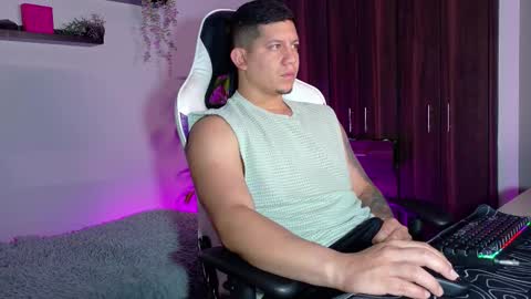 Roberto online show from September 2025 11:00:02 AM