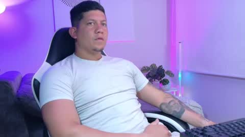 Roberto online show from April 2026 12:10:01 PM