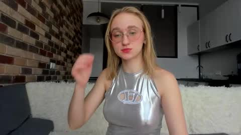 Snapshot of _ruby_kim chatting on November 2025 08:58:01 AM Ruby online show from November 2025 08:58:01 AM