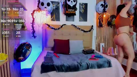 SAMANTHA FOX online show from October 2025 09:44:01 AM